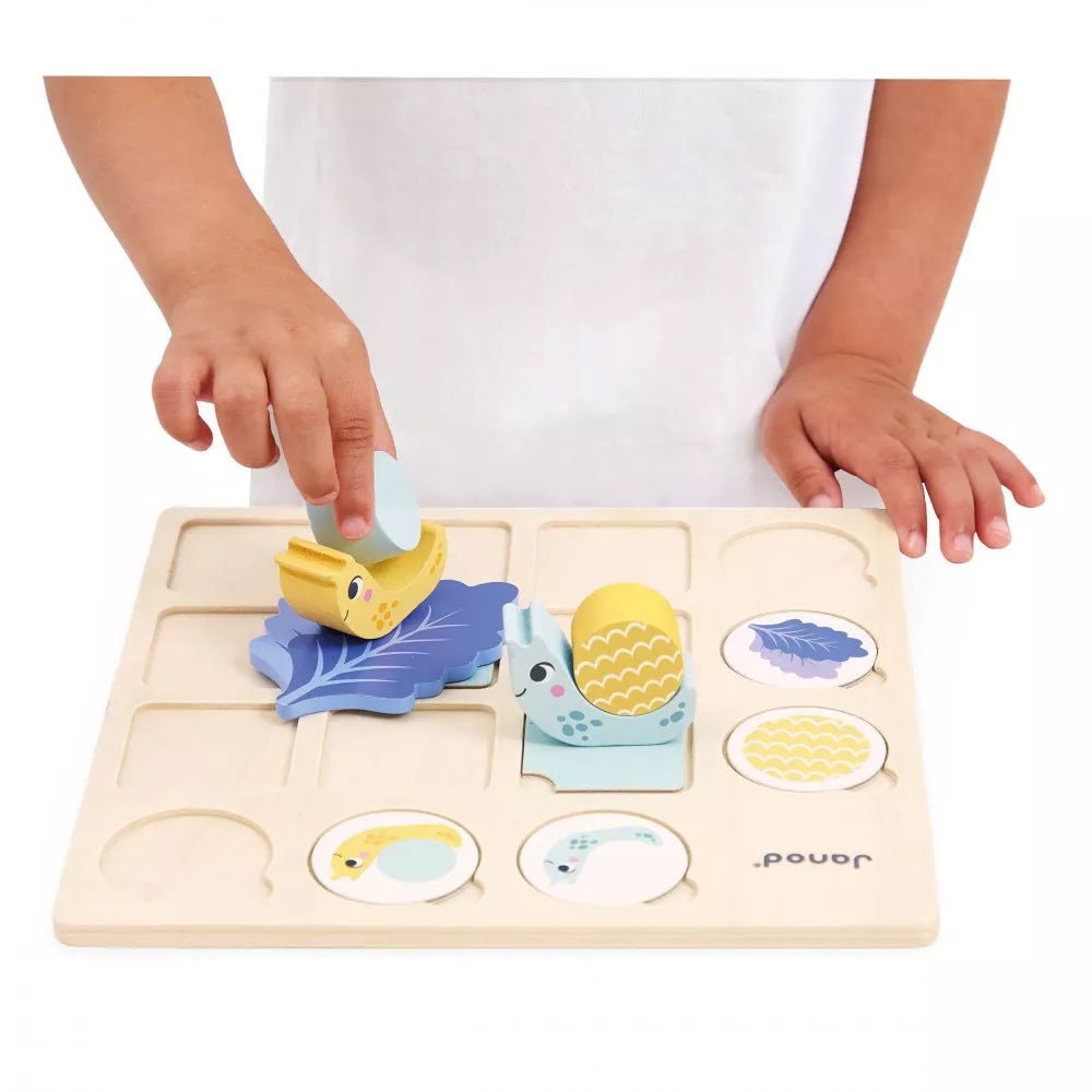 JUEGO EDUCATIVO JANOD ·TABLERO DE DOBLE ENTRADA CARACOLES· - Happy Moments Baby