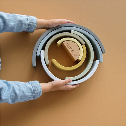 JUGUETE DE MADERA LITTLE DUTCH ·ARCOÍRIS APILABLE AZUL· - Happy Moments Baby