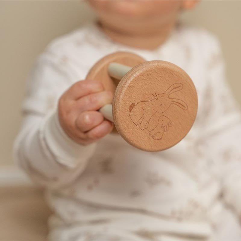 JUGUETE DE MADERA LITTLE DUTCH ·SONAJERO ROLLER BABY BUNNY· - Happy Moments Baby