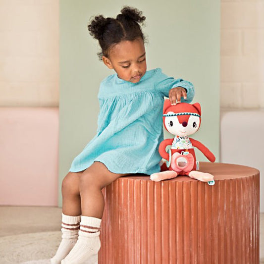 JUGUETE DE TELA LILLIPUTIENS ·ALICE MUÑECO MULTIACTIVIDAD SENSORIAL· - Happy Moments Baby