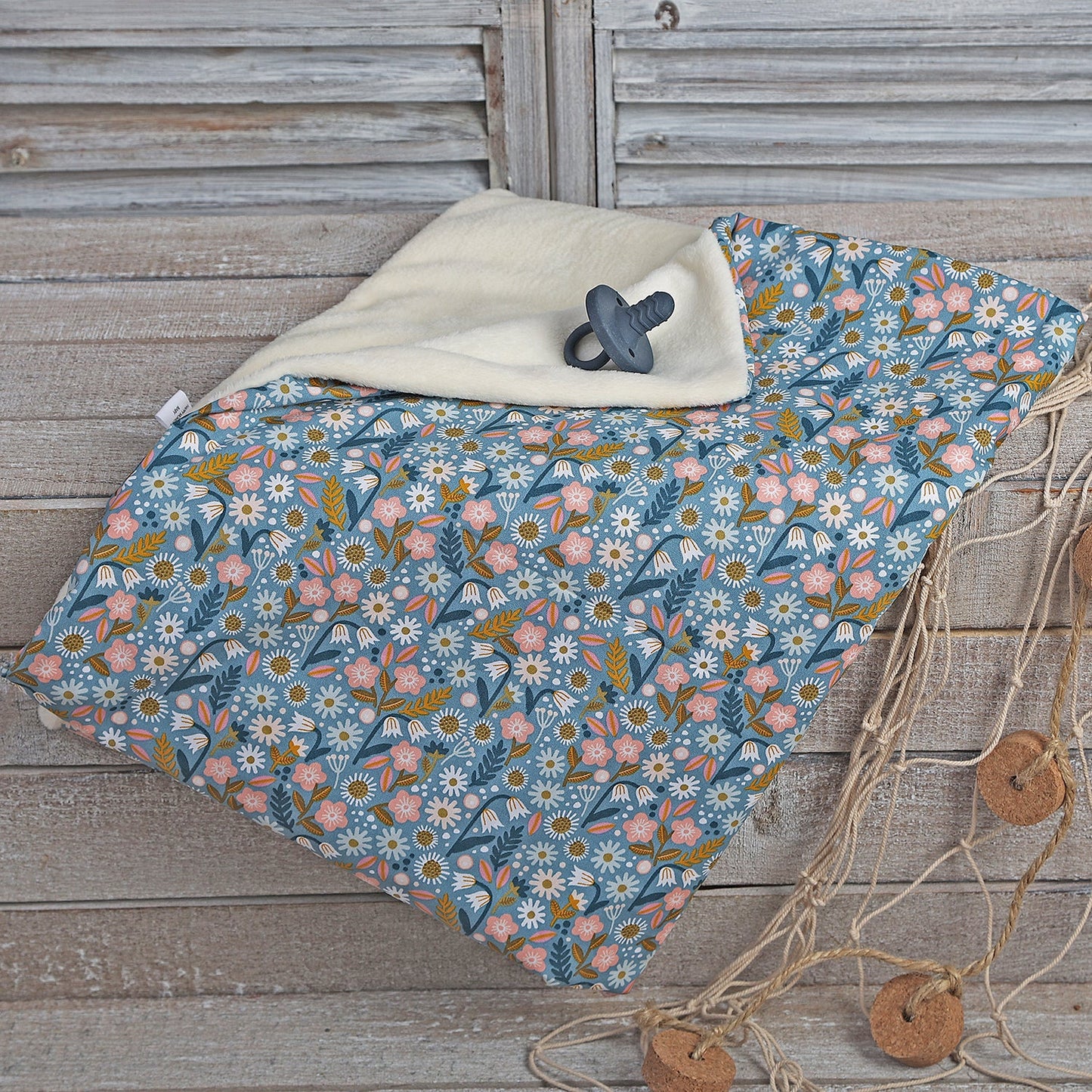 MANTA SUAVE BEBÉ ·PRIMAVERA· - Happy Moments Baby