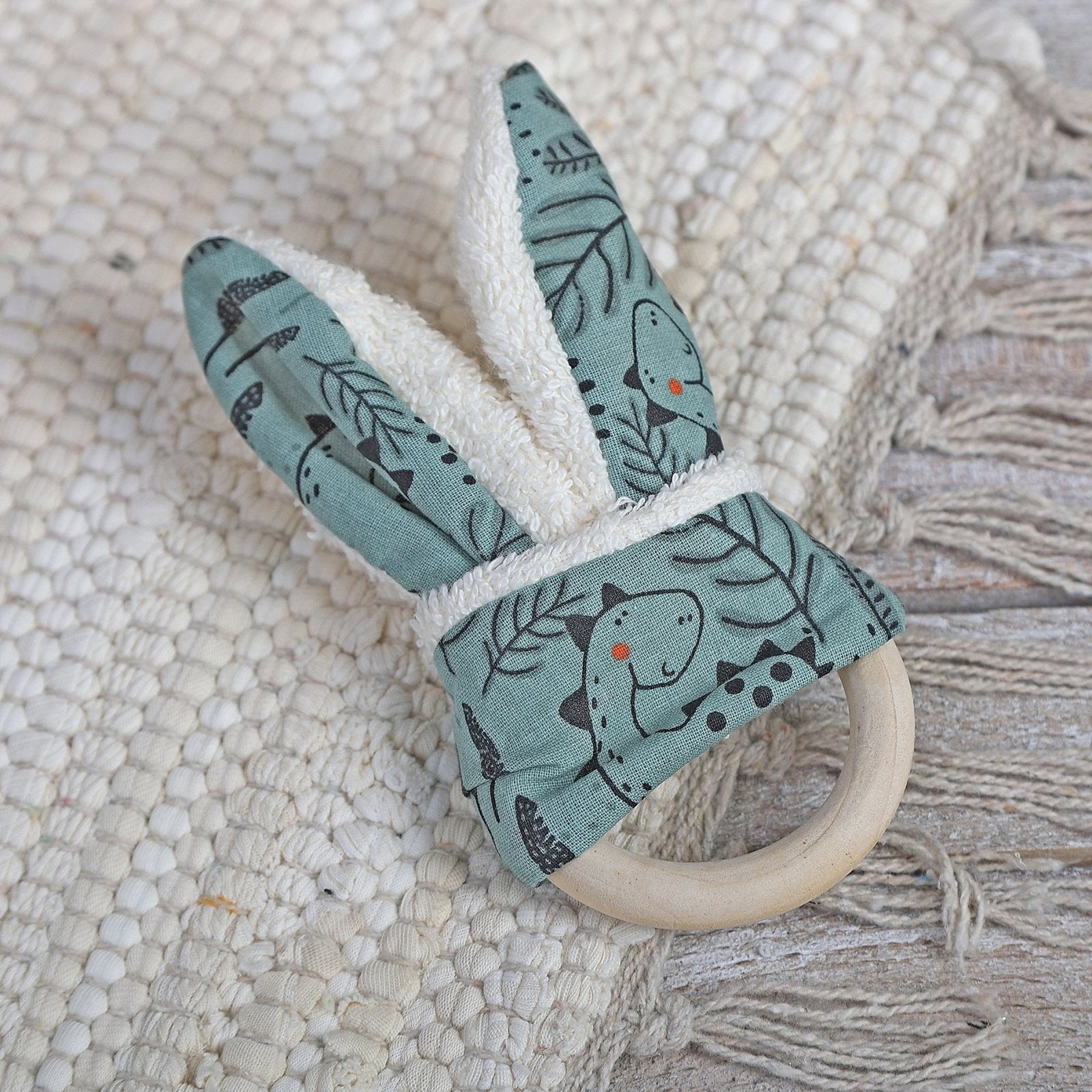 MORDEDOR DE OREJAS DE TELA ·DINOSAURIOS· - Happy Moments Baby