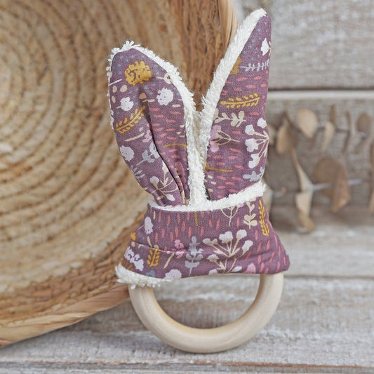 MORDEDOR DE OREJAS DE TELA ·LILAS· - Happy Moments Baby