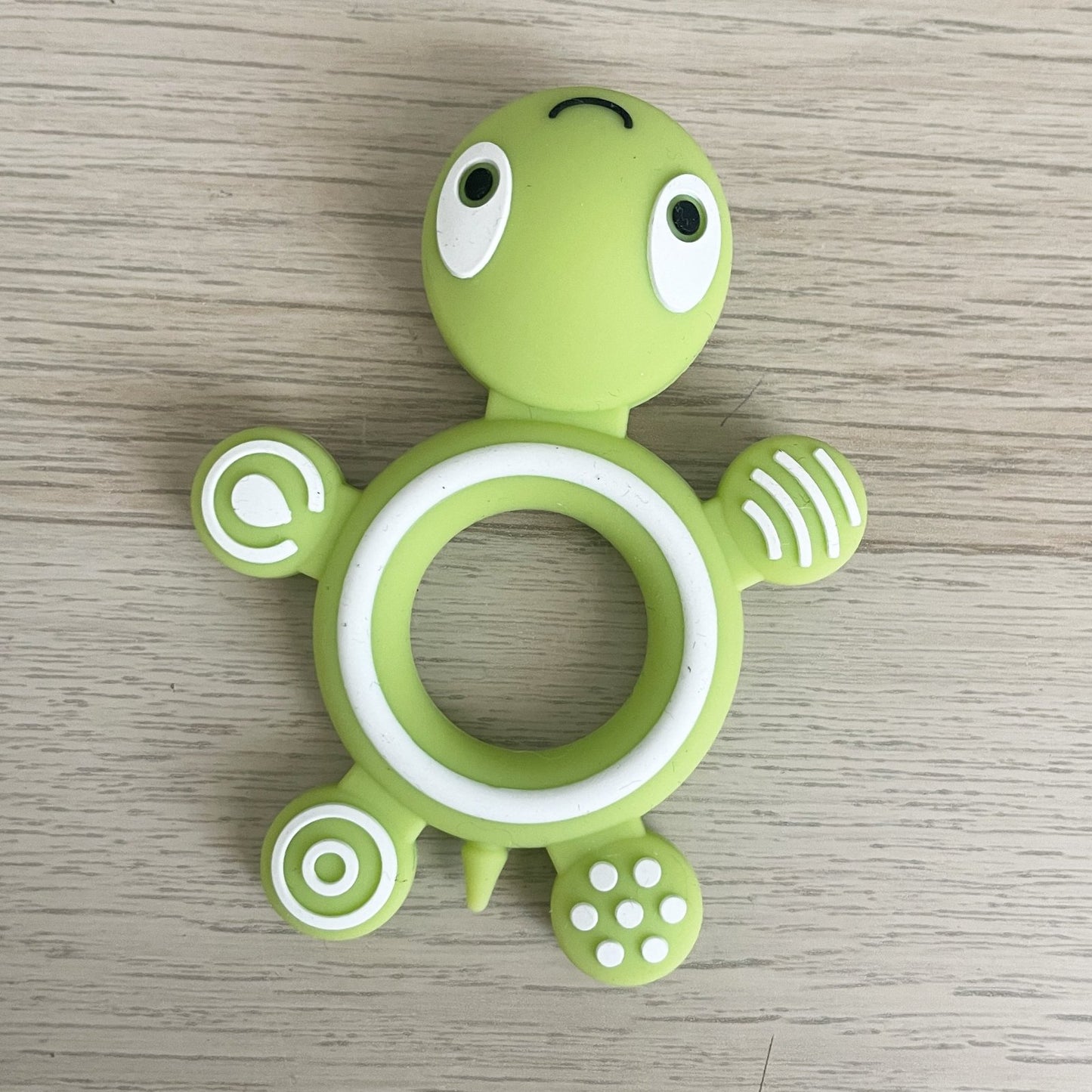 MORDEDOR FIGURA ·TORTUGA PISTACHO· - Happy Moments Baby