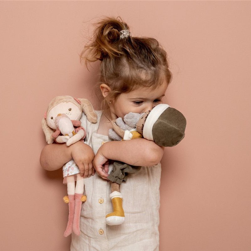 MUÑECO DE TELA MEDIANO LITTLE DUTCH ·JAKE· - Happy Moments Baby