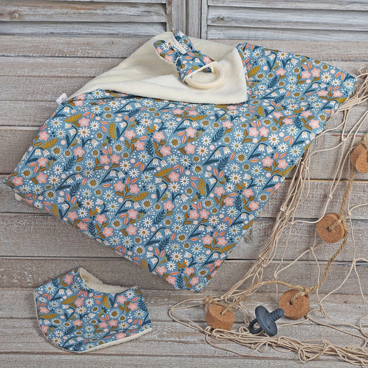 PACK NEWBORN: BANDANA MORDEDOR Y MANTA ·PRIMAVERA· - Happy Moments Baby