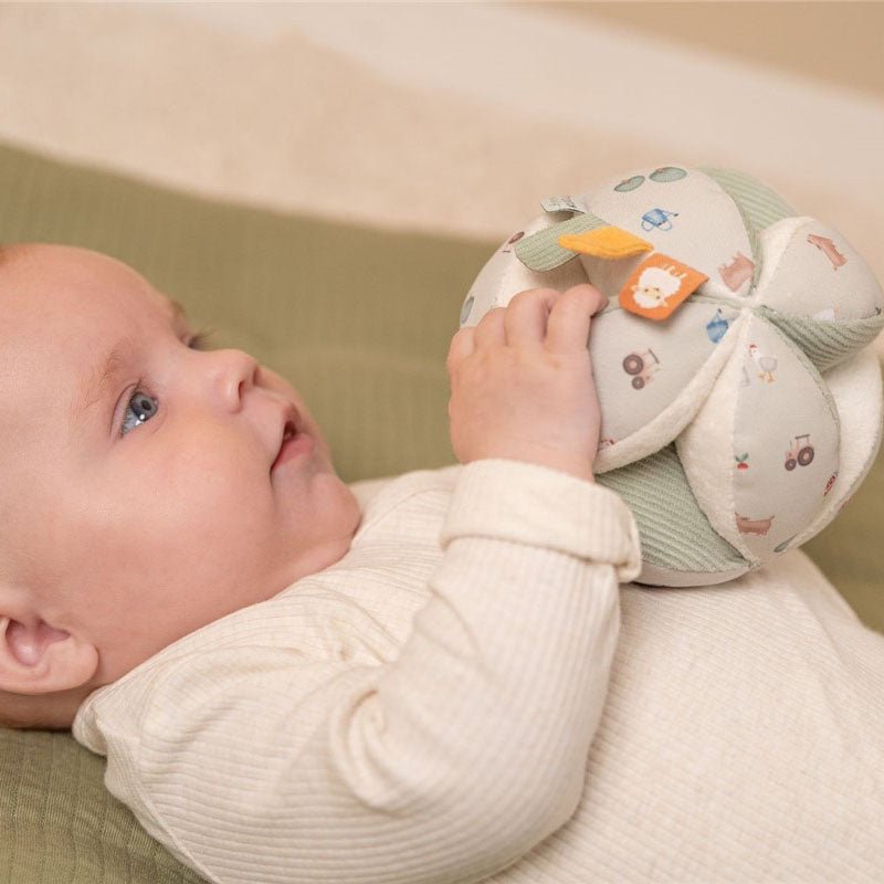 PELOTA MONTESSORI LITTLE DUTCH ·LITTLE FARM· - Happy Moments Baby