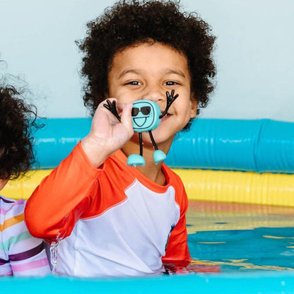 PERSONAJE Y 2 CUBOS DE LUZ PARA EL BAÑO GLOPALS ·BLAIR AZUL· - Happy Moments Baby