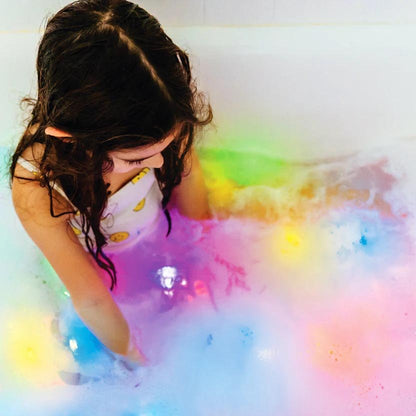 PERSONAJE Y 2 CUBOS DE LUZ PARA EL BAÑO GLOPALS ·PARTY MULTICOLOR· - Happy Moments Baby