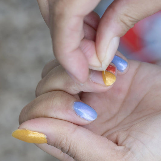 PINTAUÑAS ORGÁNICO NAMAKI ·DORADO· - Happy Moments Baby