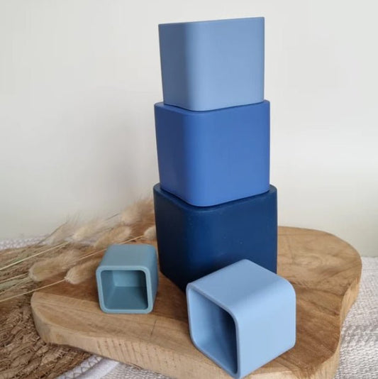 TORRE APILABLE SILICONA ·AZUL· - Happy Moments Baby